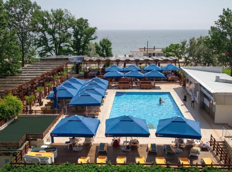 Hotel Central Mamaia Exterior photo